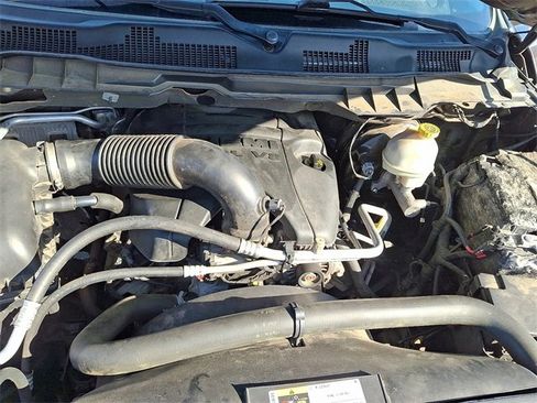 Used 2014 RAM 1500 Laramie image 27