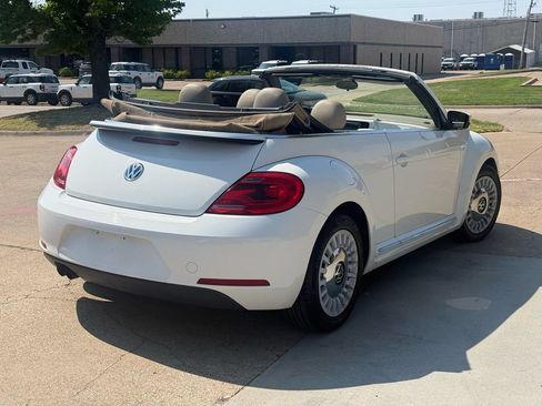 Used 2014 Volkswagen Beetle 2.5 FWD image 6