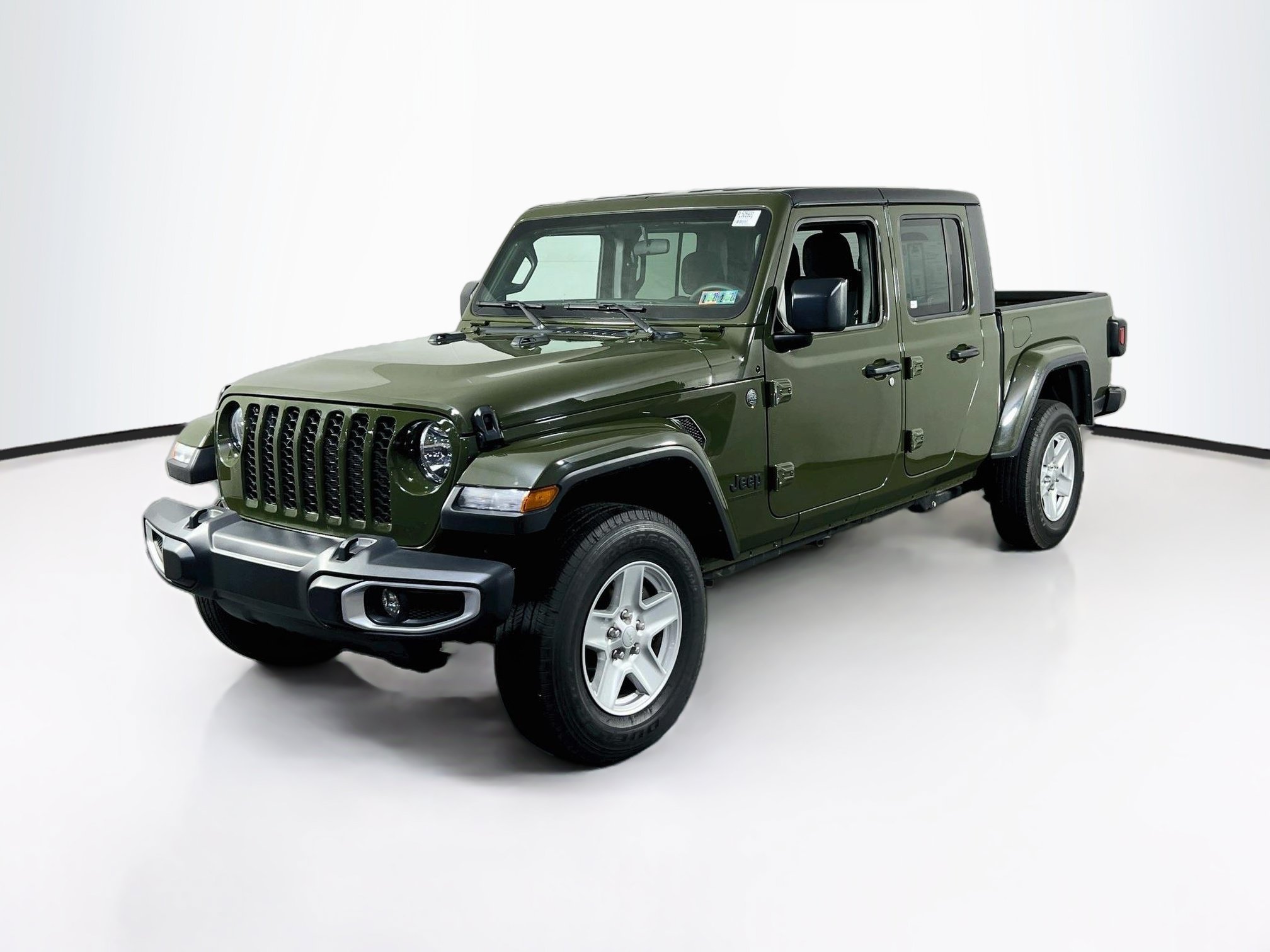 Used 2023 Jeep Gladiator Sport AWD/4WD image 1