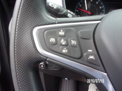 Used 2023 Chevrolet Equinox LS FWD image 21