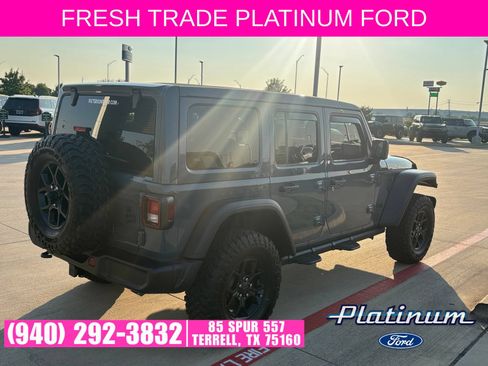 Used 2025 Jeep Wrangler Unlimited Sport AWD/4WD image 10
