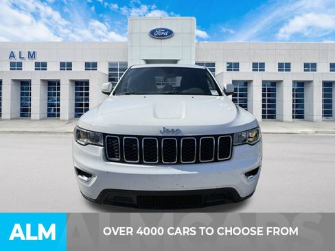 Used 2020 Jeep Grand Cherokee Laredo w/ Laredo X Package AWD/4WD image 2
