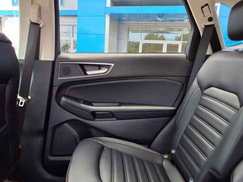 Used 2024 Ford Edge SEL image 29