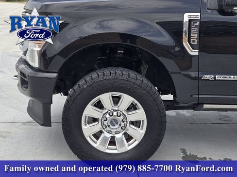 Used 2022 Ford F250 Platinum AWD/4WD image 5