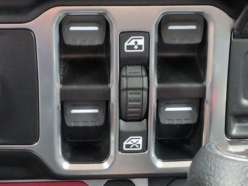 Certified 2024 Jeep Wrangler Unlimited Sport AWD/4WD image 29