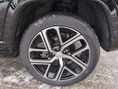 Certified 2024 Jeep Compass Limited w/ Elite Group image 14