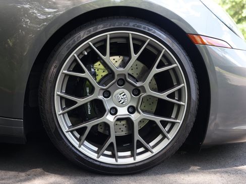Used 2021 Porsche 911 GT3 RS image 13