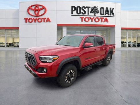 Used 2021 Toyota Tacoma TRD Off-Road AWD/4WD image 1