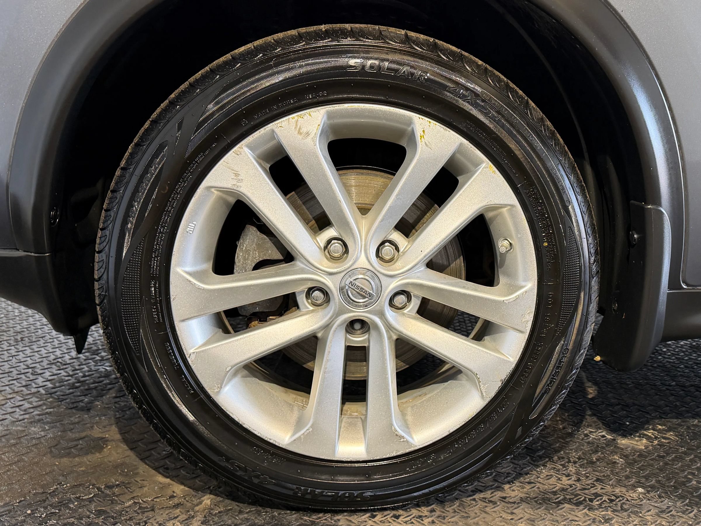 Used 2015 Nissan Juke SV FWD image 9