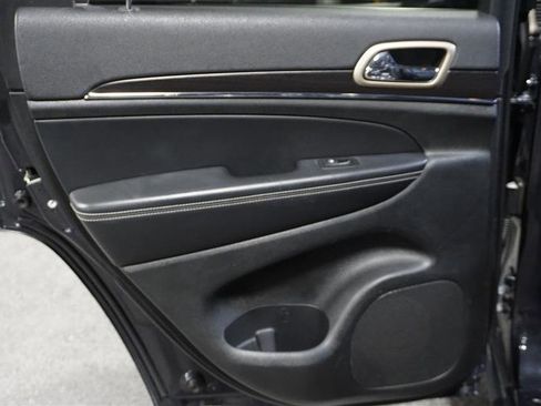 Used 2014 Jeep Grand Cherokee Limited w/ Trailer Tow Group IV image 23