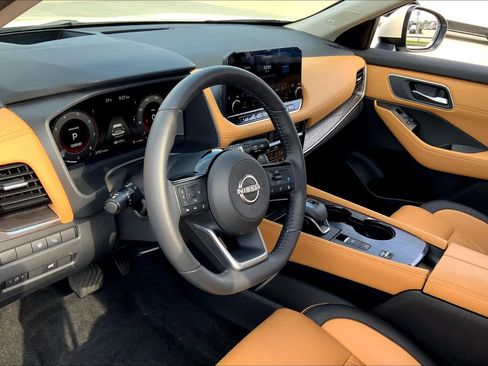 Used 2022 Nissan Rogue Platinum w/ Head-Up Display Package FWD image 15