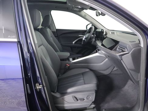 Used 2025 Audi Q5 Premium Plus w/ Premium Plus image 22