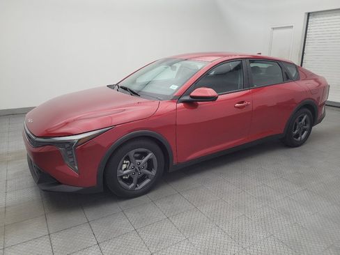 Used 2025 Kia K4 FWD image 2