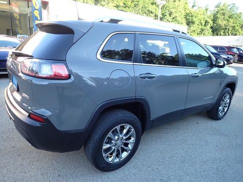 Used 2021 Jeep Cherokee Latitude Lux w/ Sun & Sound Group AWD/4WD image 4