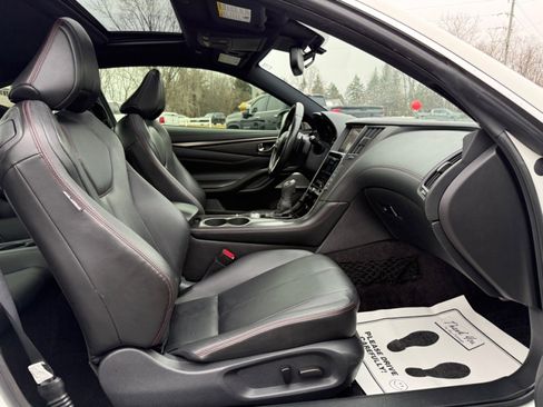 Used 2022 INFINITI Q60 Red Sport 400 w/ Proactive Package image 11
