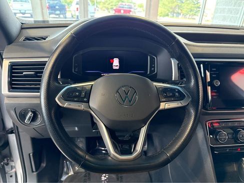 Used 2020 Volkswagen Atlas Cross Sport SEL Premium R-Line AWD/4WD image 21