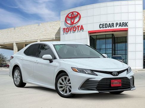 Used 2023 Toyota Camry LE FWD image 1