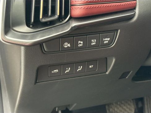 Certified 2025 MAZDA CX-70 3.3 Turbo S w/ Premium Package image 16