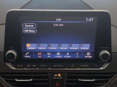 Used 2023 Nissan Altima 2.5 SV FWD image 25
