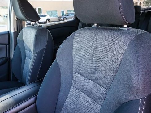 Used 2024 Nissan Rogue SV image 28