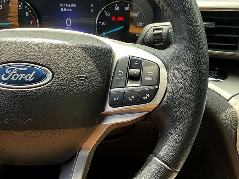 Used 2023 Ford Explorer XLT w/ Equipment Group 202A RWD image 47