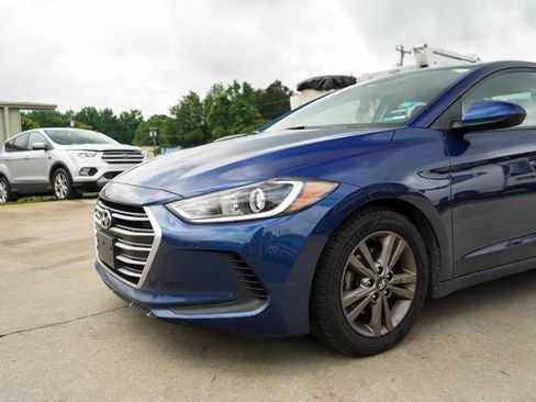 Used 2018 Hyundai Elantra SEL FWD image 17