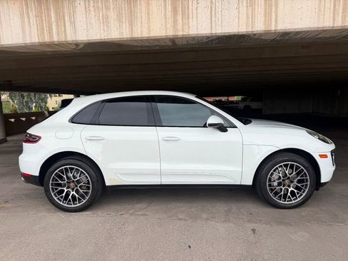 Used 2017 Porsche Macan S w/ Premium Package Plus AWD/4WD image 21