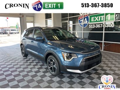 New 2025 Kia Niro EX