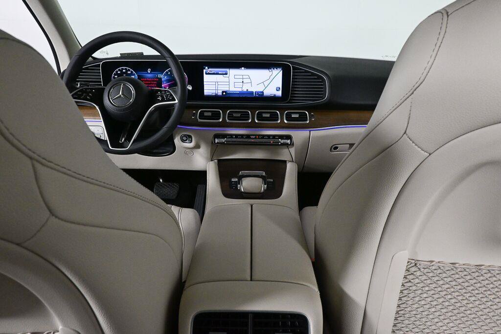 Certified 2024 Mercedes-Benz GLE 450 4MATIC image 17