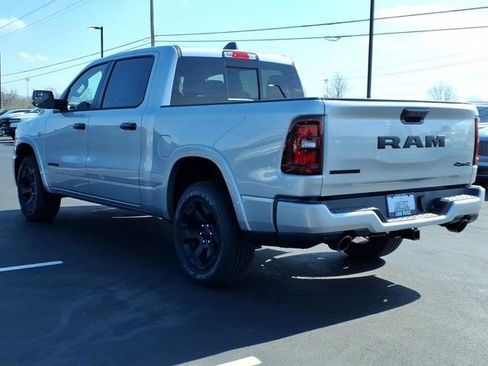 New 2026 RAM 1500 4x4 Crew Cab image 4