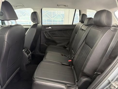 Used 2024 Volkswagen Tiguan SE image 18