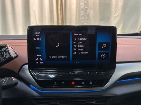 Certified 2021 Volkswagen ID.4 Pro S w/ Gradient Package image 22