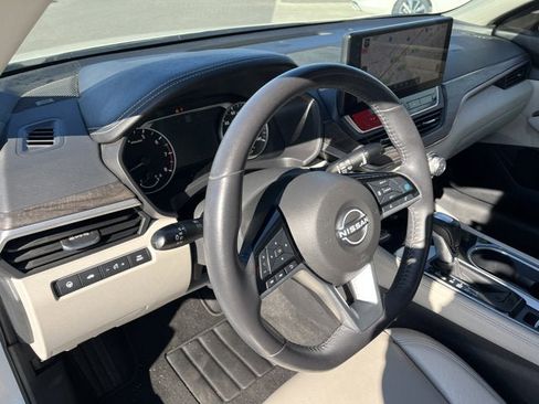 Certified 2024 Nissan Altima 2.5 SL image 15