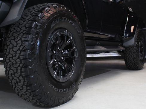 Used 2024 Ford Bronco Raptor w/ Interior Carbon Fiber Pack 6 image 28