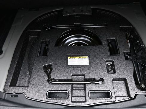 Certified 2025 Toyota Camry LE AWD/4WD image 22