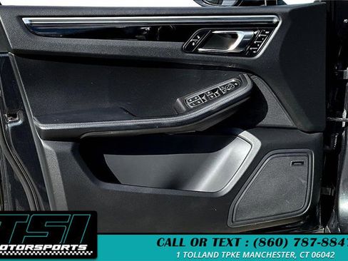 Used 2017 Porsche Macan GTS image 23