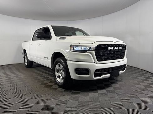 Used 2025 RAM 1500 Big Horn RWD image 5