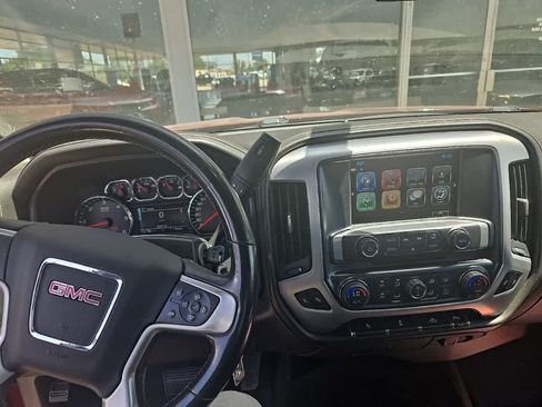 Used 2017 GMC Sierra 1500 SLE w/ SLE Value Package AWD/4WD image 13