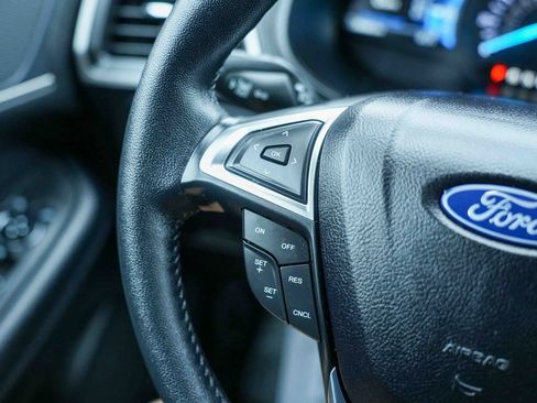 Used 2023 Ford Edge SEL w/ Convenience Package image 33