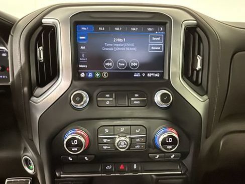 Used 2022 GMC Sierra 2500 SLE w/ SLE Convenience Package AWD/4WD image 23