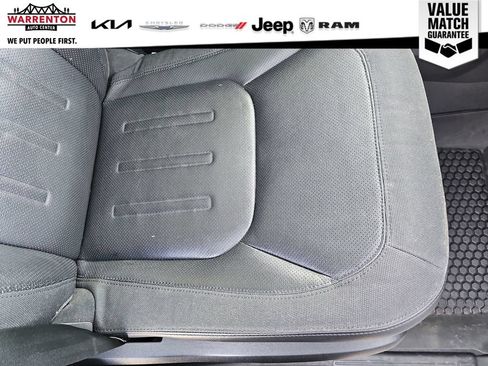 Used 2020 Land Rover Defender 110 SE AWD/4WD image 31