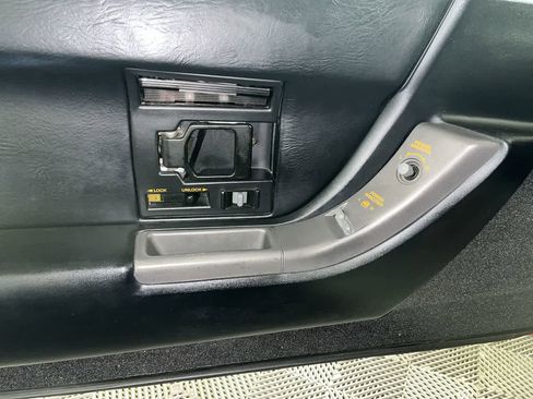 Used 1991 Chevrolet Corvette Coupe image 13