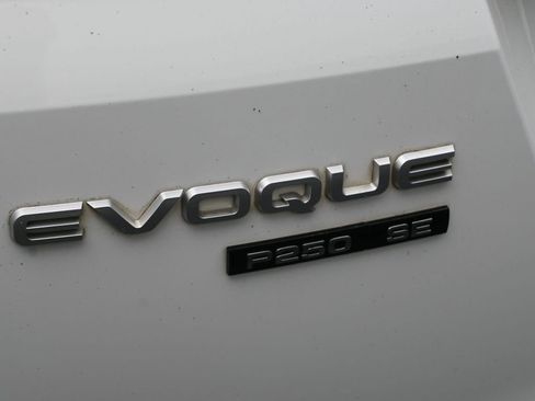 Used 2020 Land Rover Range Rover Evoque SE AWD/4WD image 8