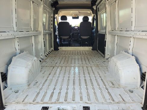 Used 2025 RAM ProMaster 2500 w/ Convenience Group FWD image 23