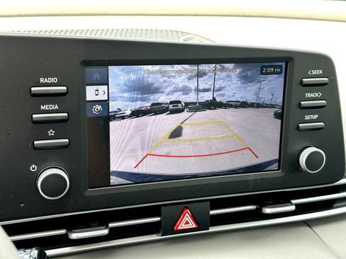 Used 2026 Hyundai Elantra Sport FWD image 17