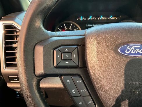 Used 2019 Ford F150 XLT w/ Equipment Group 302A Luxury image 23