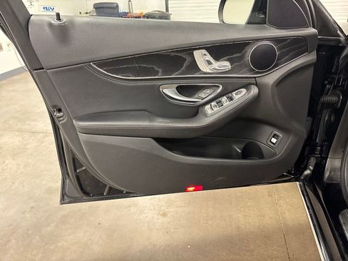 Used 2016 Mercedes-Benz C 300 Sedan image 19