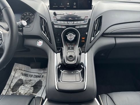 Used 2025 Acura RDX SH-AWD w/ Advance Package image 11