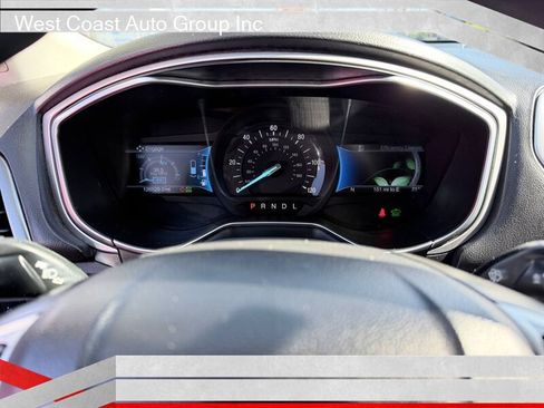 Used 2016 Ford Fusion SE FWD image 17