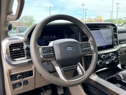 Used 2025 Ford F150 Platinum w/ Equipment Group 703A Plus AWD/4WD image 17